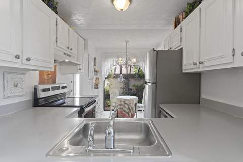 3647 Willa Way #A, Lake Worth FL - photo 8 of 52