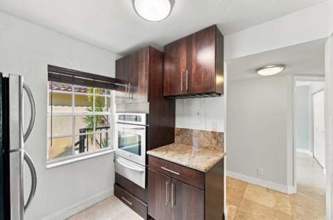 1010 Lake Shore Drive #202, Lake Park FL - photo 14 of 37