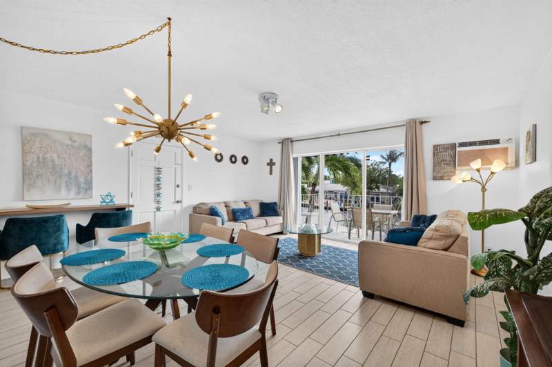 2 bedroom Stock Cooperative at 2830 NE 30th Street #19, Concord Arms Co-Op, Fort Lauderdale — photo 2