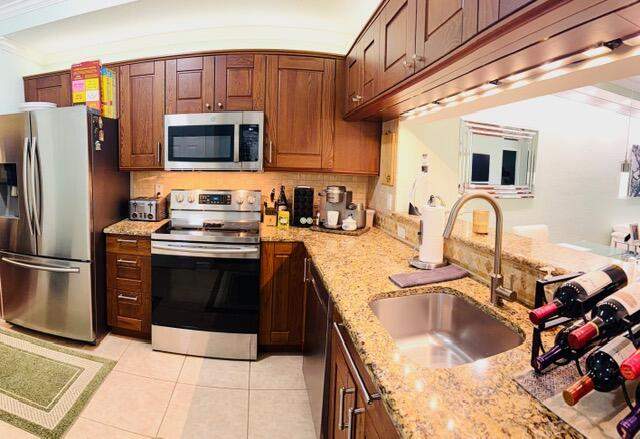 2 bedroom Condominium at 4721 Lucerne Lakes Boulevard #725, Lucerne Pointe Condo C, Lake Worth — photo 4