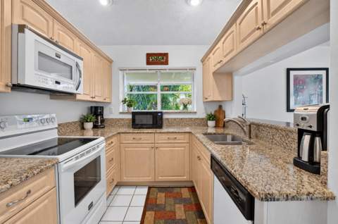 11148 180th Court, Boca Raton FL - photo 16 of 56