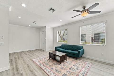 712 SE 2nd Street, Pompano Beach FL - photo 8 of 30
