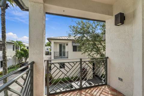 712 SE 2nd Street, Pompano Beach FL - photo 14 of 30