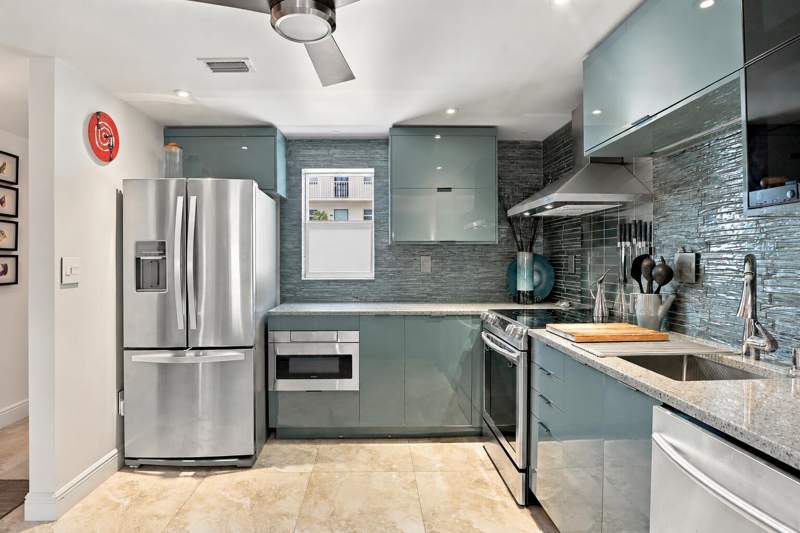 2 bedroom Condominium at 4629 Poinciana Street #306, Poinciana-By-The-Sea Condo, Lauderdale-By-The-Sea — photo 2