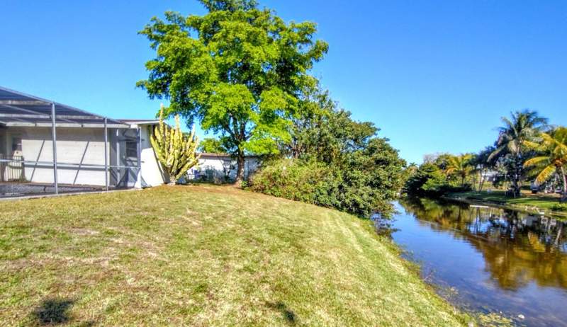 4 bedroom Single Family Residence at 8528 Windsor Drive, Knolls 1st Sec Replat, Miramar — photo 4