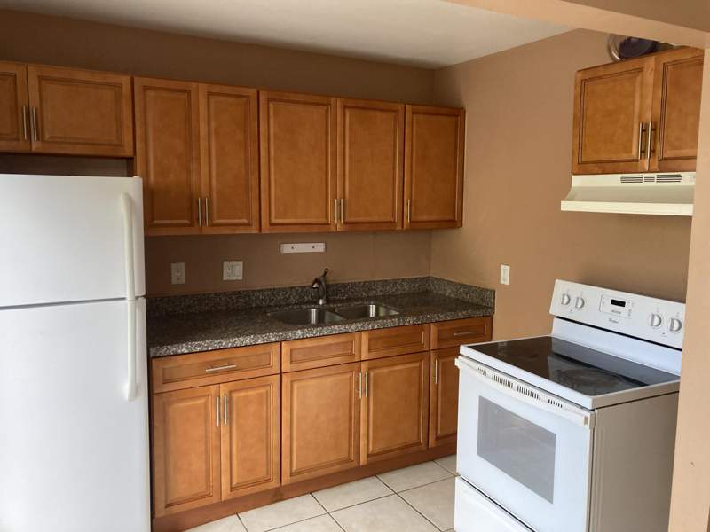 2 bedroom Townhouse at 4715 NW 9th Drive #4715, Townhouses Of Plantation, Plantation — photo 3