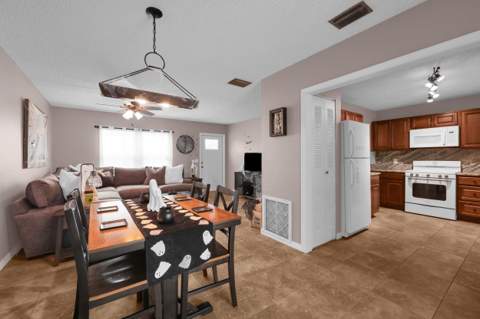 2849 SE Nance Street, Port St. Lucie FL - photo 12 of 59