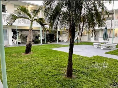 1717 Rodman Street #18, Hollywood FL - photo 20 of 20