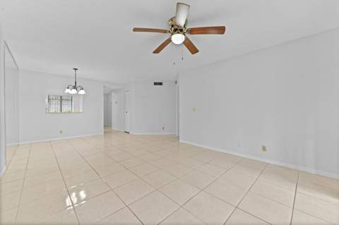 3385 Lucerne Park Drive, Greenacres FL - photo 7 of 28
