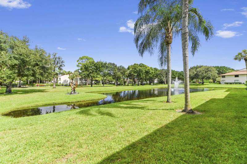 2 bedroom Condominium at 3385 Lucerne Park Drive, Park Pointe, Greenacres — photo 4