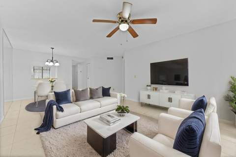 3385 Lucerne Park Drive, Greenacres FL - photo 6 of 28