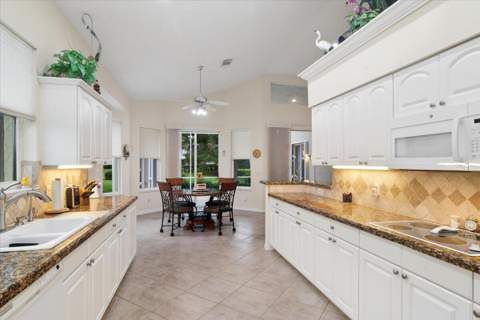 7223 Mystic Way, Port St. Lucie FL - photo 11 of 54
