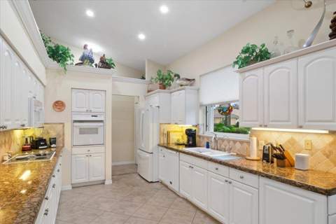 7223 Mystic Way, Port St. Lucie FL - photo 10 of 54