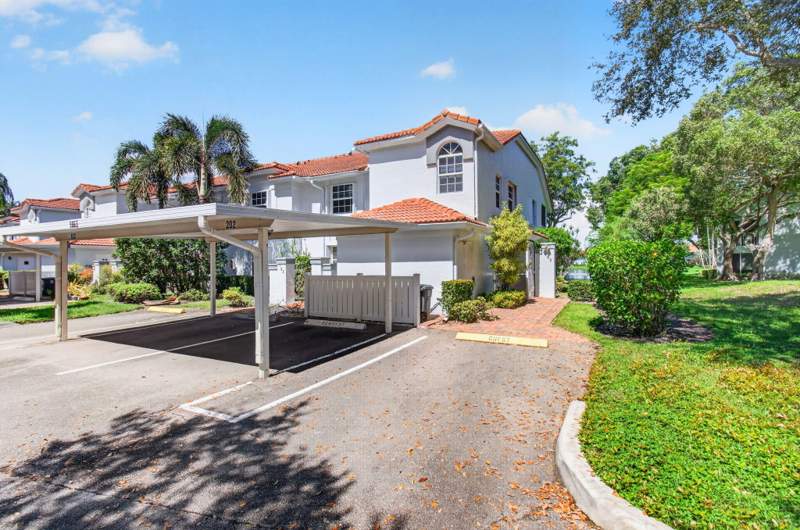 3 bedroom Condominium at 9865 Seacrest Circle #202, Palm Isles, Boynton Beach — photo 2
