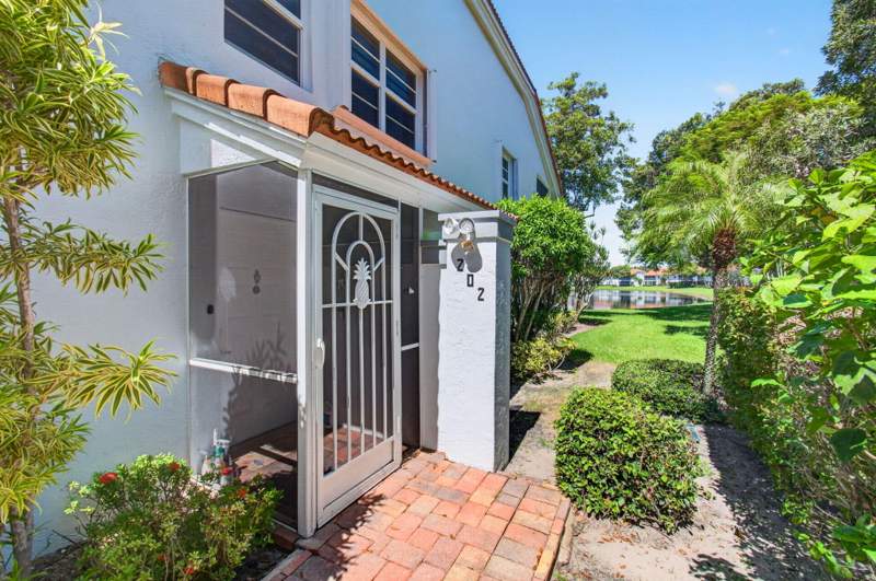 3 bedroom Condominium at 9865 Seacrest Circle #202, Palm Isles, Boynton Beach — photo 3