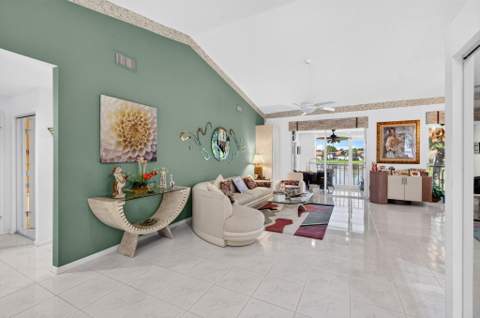 9865 Seacrest Circle #202, Boynton Beach FL - photo 9 of 50