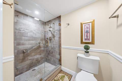 601 Seafarer Circle #201, Jupiter FL - photo 22 of 40