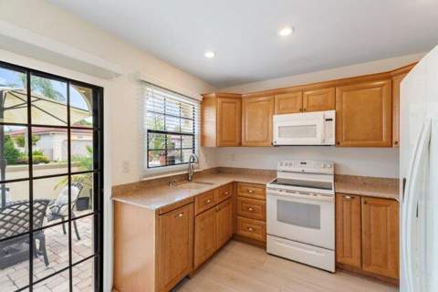 1483 Vía Del Sol, Jupiter FL - photo 12 of 24