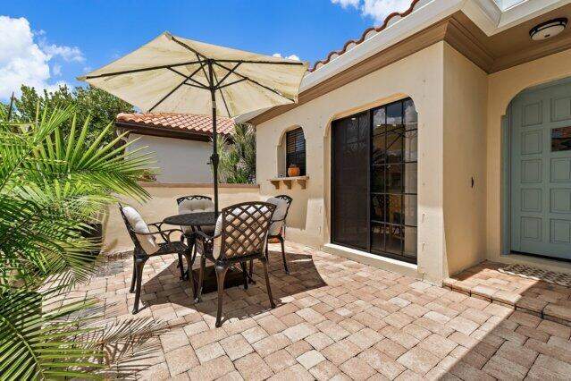 2 bedroom Single Family Residence at 1483 Vía Del Sol, Via Del Mar Condo 02, Jupiter — photo 4