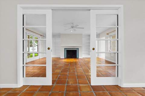 2337 SW 27th Avenue, Fort Lauderdale FL - photo 8 of 36