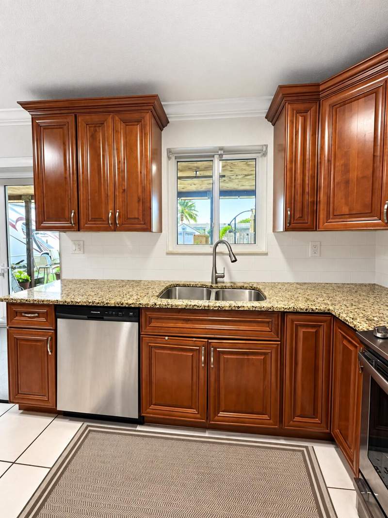 3 bedroom Single Family Residence at 15 SW 13th Court, Coral Manor, Deerfield Beach — photo 2