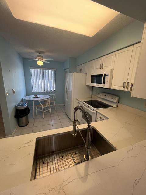 6269 Pointe Regal Circle #305, Delray Beach FL - photo 10 of 41