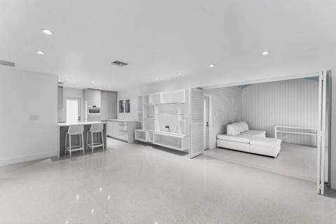 1877 S Ocean Boulevard #10, Delray Beach FL - photo 9 of 37