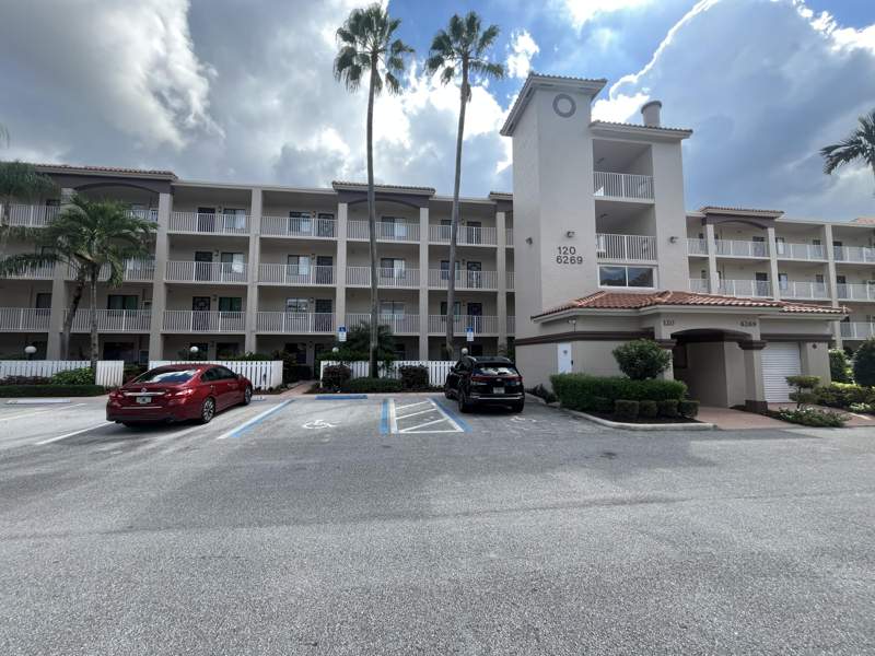 2 bedroom Condominium at 6269 Pointe Regal Circle #305, Huntington Pointe, Delray Beach — photo 4