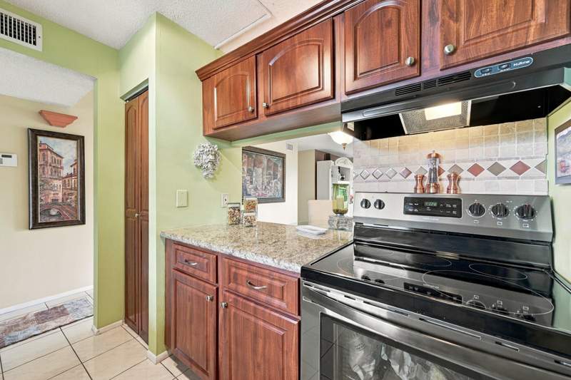 2 bedroom Condominium at 11477 NW 39th Court #201-1, Waters Edge Of Coral Springs, Coral Springs — photo 3