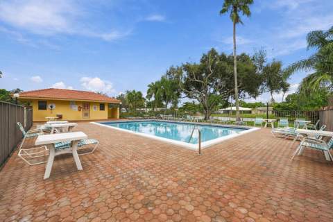 11477 NW 39th Court #201-1, Coral Springs FL - photo 24 of 26