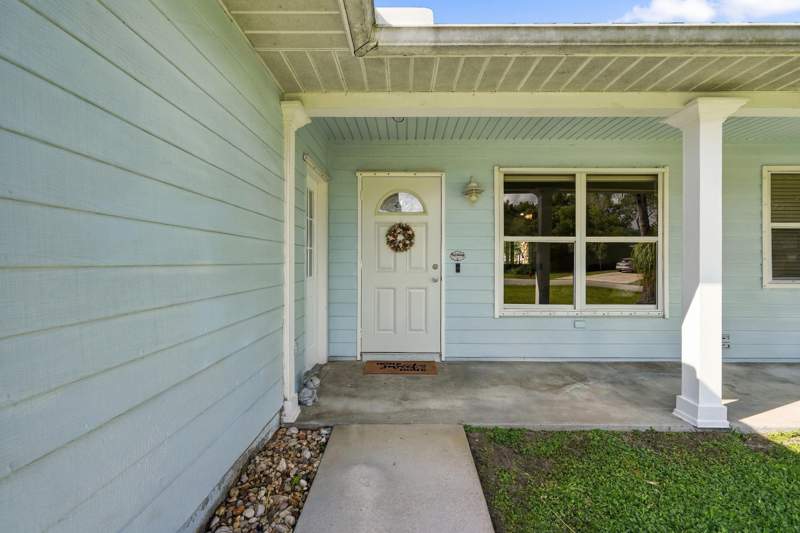 2 bedroom Single Family Residence at 590 NW Haven Street, Port St Lucie Section 25, Port St. Lucie — photo 2