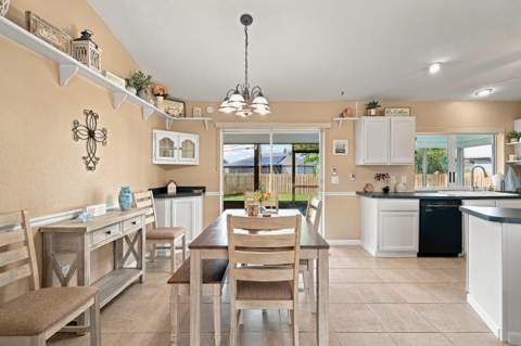 590 NW Haven Street, Port St. Lucie FL - photo 6 of 21