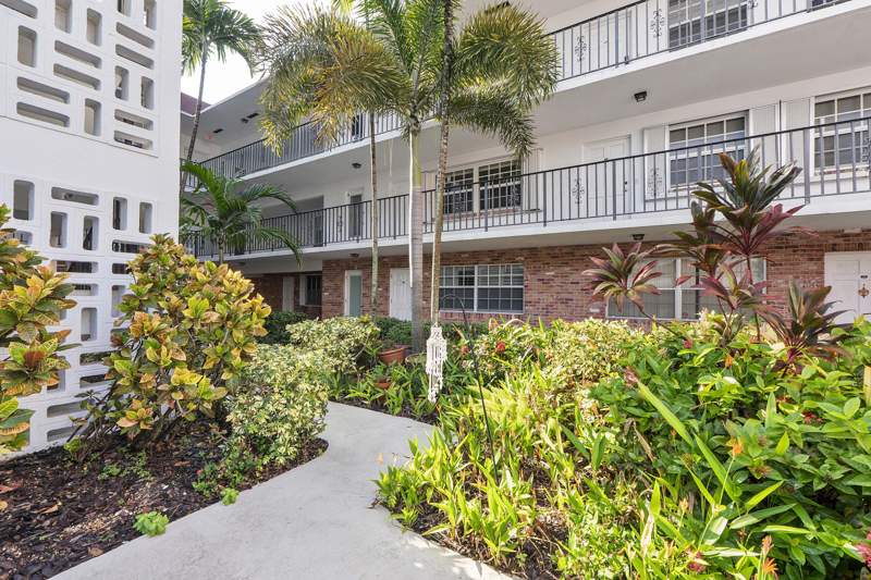 1 bedroom Condominium at 2424 NE 9th Street #305, Colonial Manor West Apartments, Fort Lauderdale — photo 2