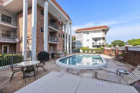 2424 NE 9th Street #305, Fort Lauderdale FL - photo 24 of 32