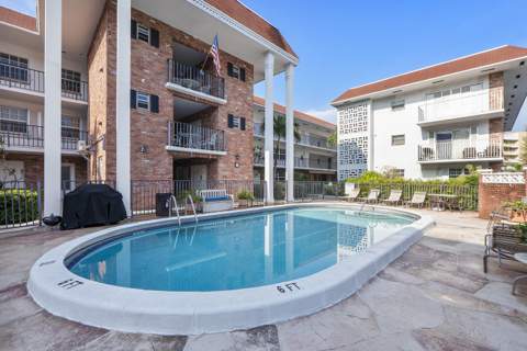 2424 NE 9th Street #305, Fort Lauderdale FL - photo 23 of 32