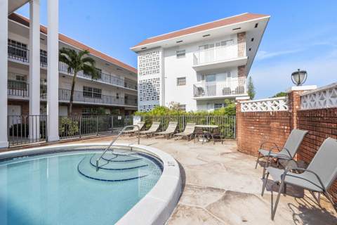 2424 NE 9th Street #305, Fort Lauderdale FL - photo 22 of 32