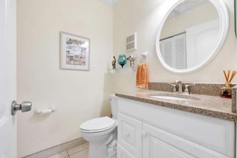 2424 NE 9th Street #305, Fort Lauderdale FL - photo 8 of 32