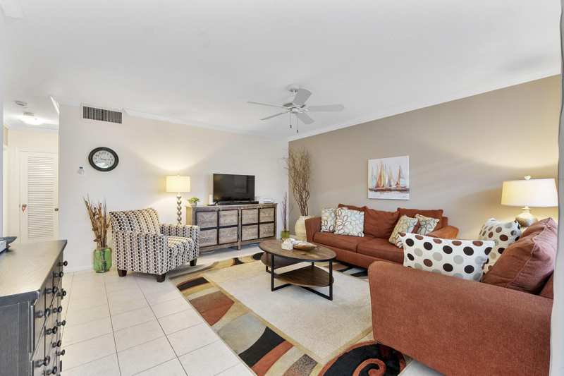 1 bedroom Condominium at 2424 NE 9th Street #305, Colonial Manor West Apartments, Fort Lauderdale — photo 1