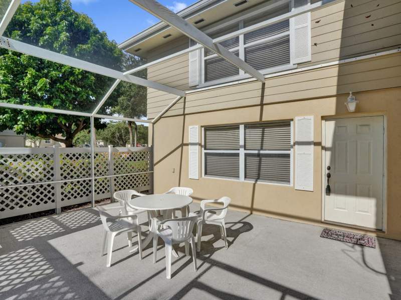 2 bedroom Townhouse at 5803 Wheatley Court, Wellesley At Boynton Beach, Boynton Beach — photo 4
