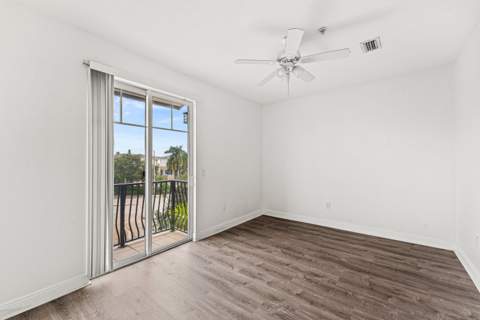 673 NW 38th Circle, Boca Raton FL - photo 20 of 34