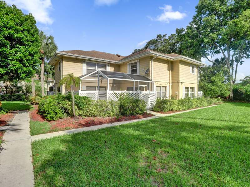 2 bedroom Townhouse at 5803 Wheatley Court, Wellesley At Boynton Beach, Boynton Beach — photo 2