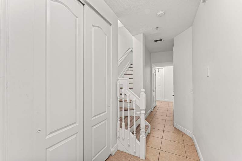 3 bedroom Townhouse at 673 NW 38th Circle, Vistazo At Boca Raton, Boca Raton — photo 4