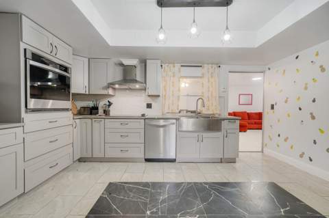 1612 42nd Street, West Palm Beach FL - photo 9 of 33