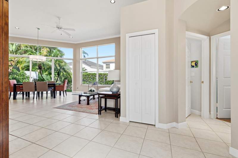 3 bedroom Single Family Residence at 4252 NW 66th Lane, Kensington At Woodfield Country Club, Boca Raton — photo 4