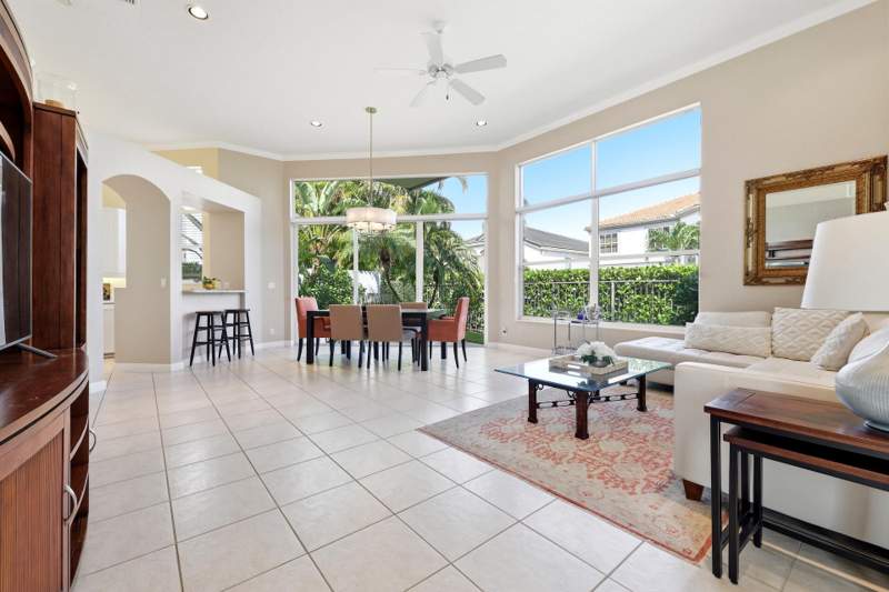 3 bedroom Single Family Residence at 4252 NW 66th Lane, Kensington At Woodfield Country Club, Boca Raton — photo 5