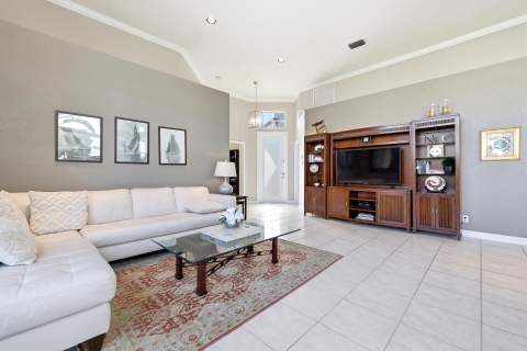 4252 NW 66th Lane, Boca Raton FL - photo 6 of 44