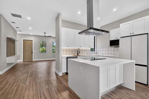 810 34th Street, West Palm Beach FL - photo 8 of 44