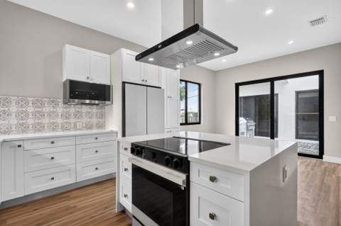 810 34th Street, West Palm Beach FL - photo 12 of 44