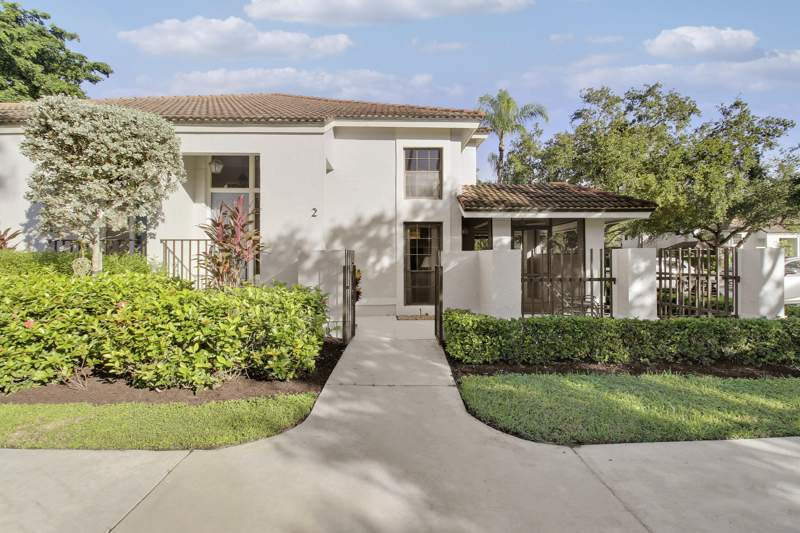 2 bedroom Condominium at 587 Prestwick Circle #2, Prestwick Chase, Palm Beach Gardens — photo 3