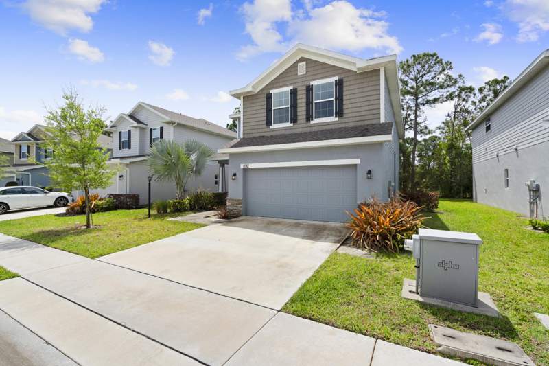4 bedroom Single Family Residence at 692 NE Turtleback Trail, River Place On The St Lucie No 10 1st Replat, Port St. Lucie — photo 3